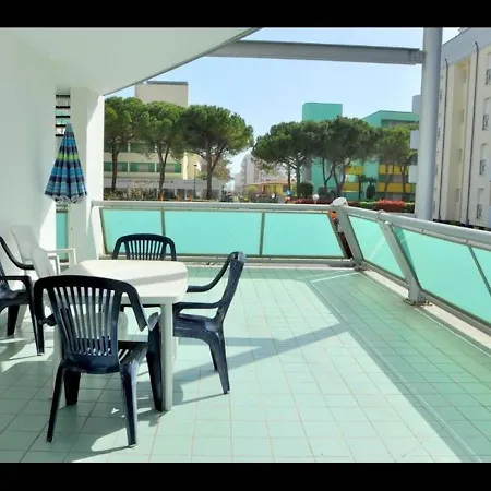 Apartman Cozy By The