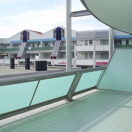 Cozy By The Apartman *